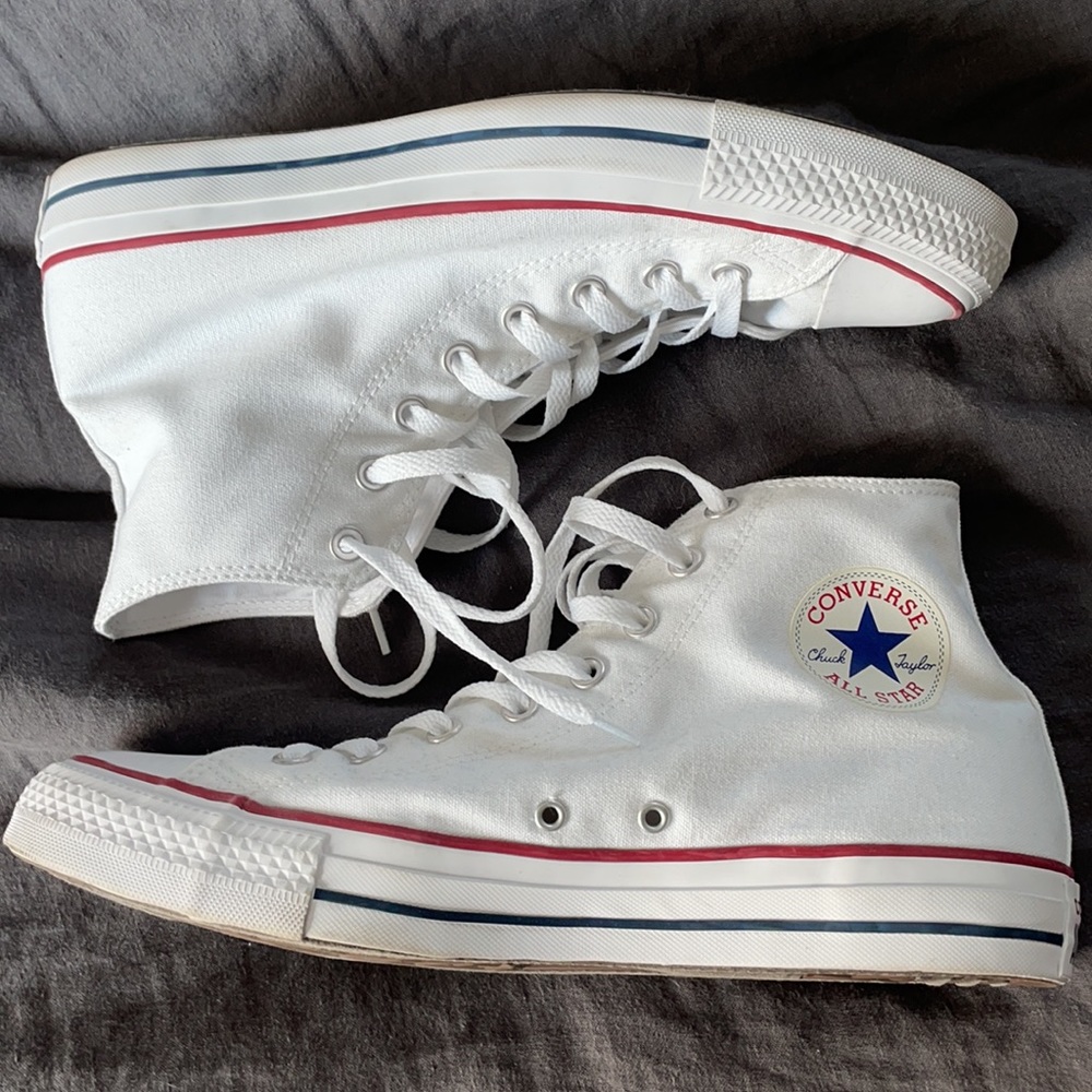 Classic White Converse Chuck Taylor